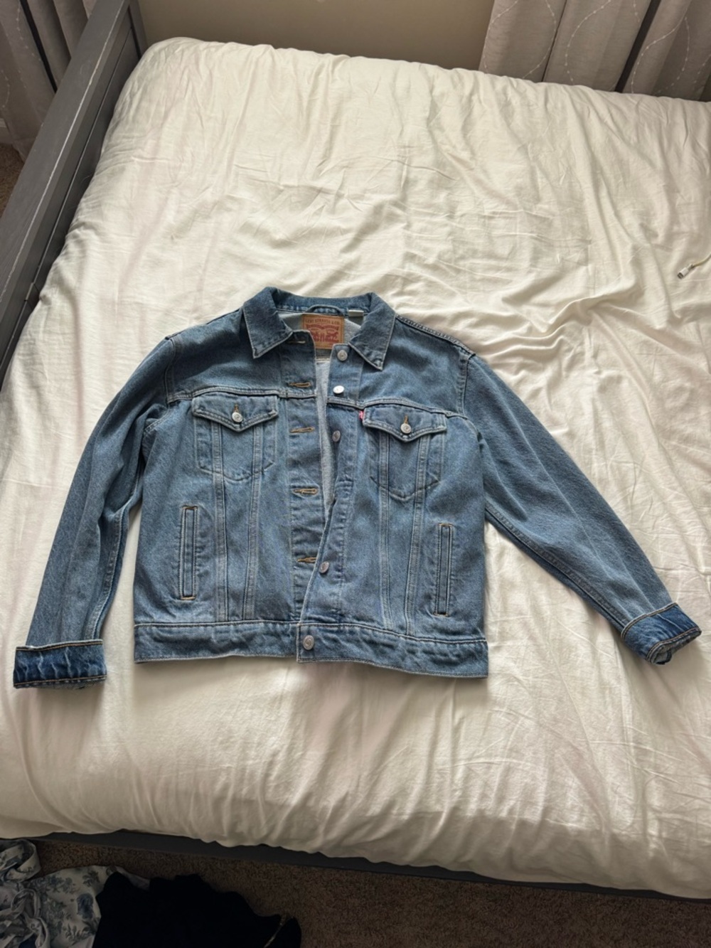 Levi's Medium Blue Denim Trucker Jacket